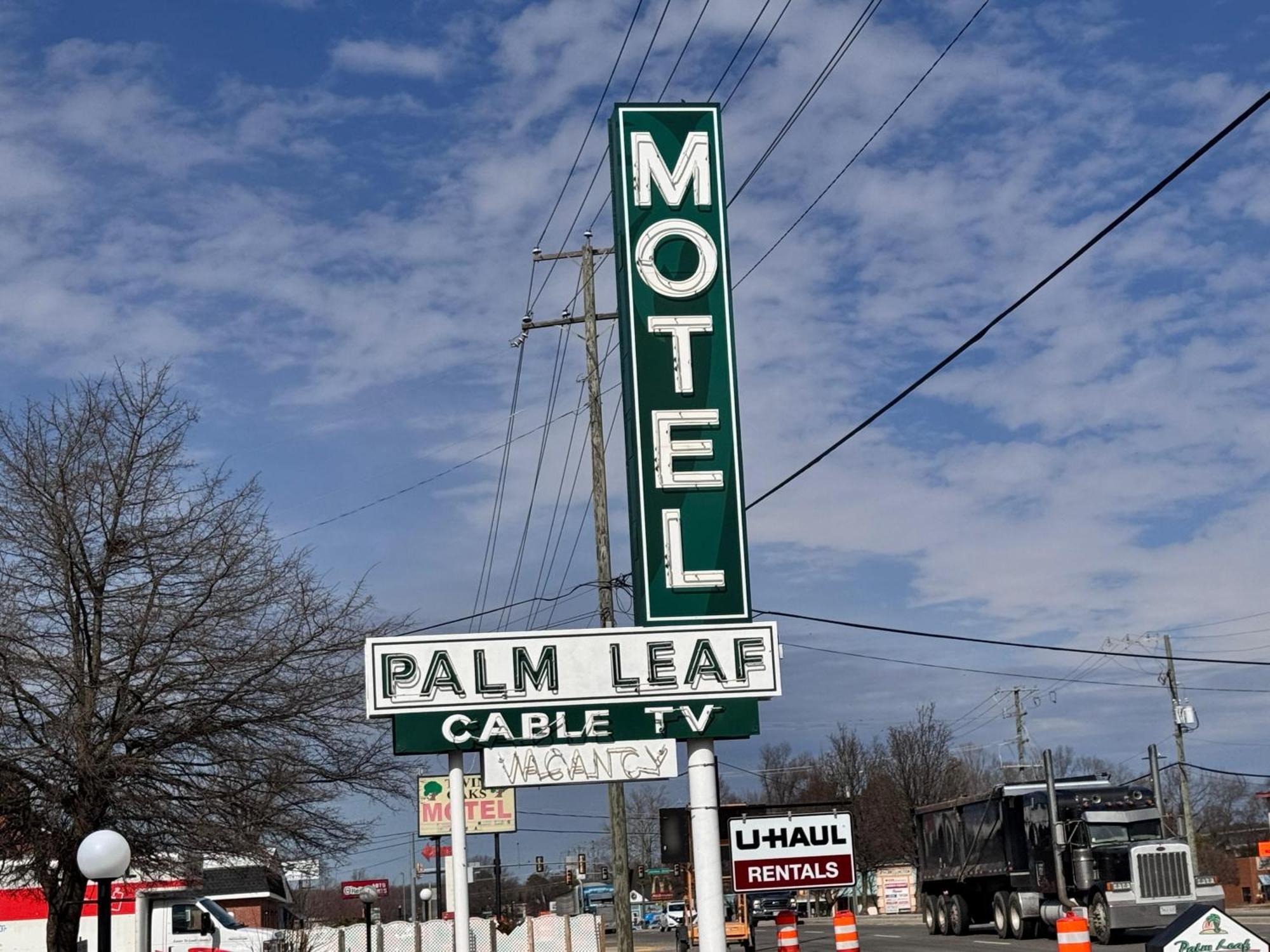 Oyo Palm Leaf Motel Ашленд Екстер'єр фото